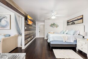 Colleen's Chic Chalet