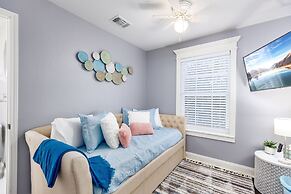 Colleen's Chic Chalet