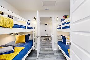 Colleen's Chic Chalet