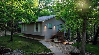 Treehouse LOZ Seclusion for 6!