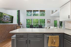 Treehouse LOZ Seclusion for 6!