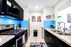 Graffiti and Glam Wonderland