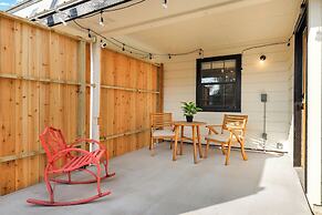 Graffiti and Glam Wonderland