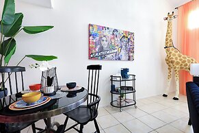 Graffiti and Glam Wonderland