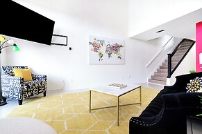 Graffiti and Glam Wonderland