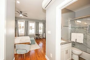 Findlay Market Suite 2