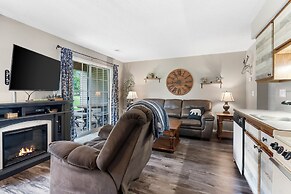 Fallcreek Haven - A Chic Retreat