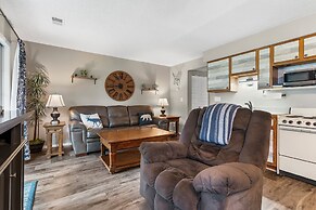 Fallcreek Haven - A Chic Retreat