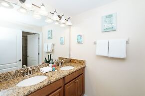 Sunset Chic at Paradise Palms