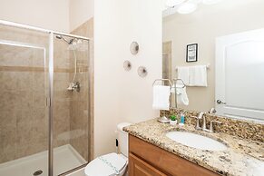 Sunset Chic at Paradise Palms