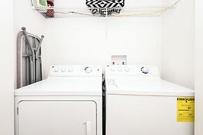 Sunset Chic at Paradise Palms