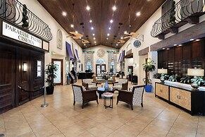 Sunset Chic at Paradise Palms