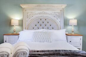 La Hacienda and Galaxy Theater