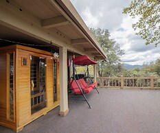 Sonora Splendor Stately 3 BDR on Secluded Lot!