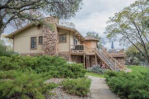 Sonora Splendor Stately 3 BDR on Secluded Lot!