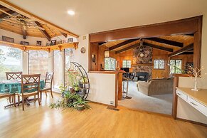 Sonora Splendor Stately 3 BDR on Secluded Lot!