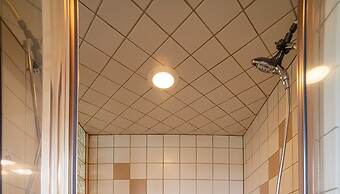 Sonora Splendor Stately 3 BDR on Secluded Lot!