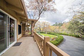 Sonora Splendor Stately 3 BDR on Secluded Lot!