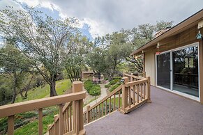 Sonora Splendor Stately 3 BDR on Secluded Lot!