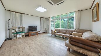 Gapyeong Areuno Pet Pension