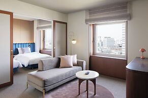 THE MARK GRAND HOTEL