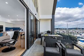 Bay of Islands Apartment -Marina Views