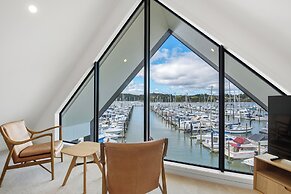 Bay of Islands Apartment -Marina Views