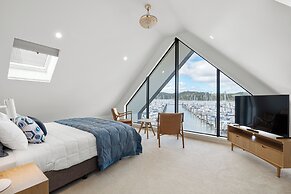 Bay of Islands Apartment -Marina Views