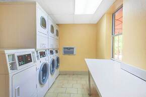 Bposhtels Orlando Universal