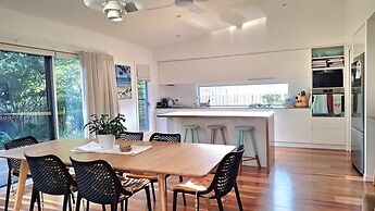 Coastal Home just 300m from the Beach