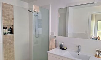 Coastal Home just 300m from the Beach