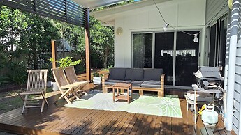 Coastal Home just 300m from the Beach