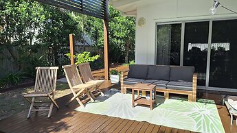 Coastal Home just 300m from the Beach