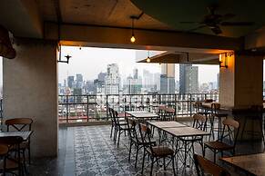 Royal Palace Suites Phnom Penh by Soben