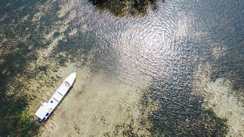 Sunset Beach Wood Villa