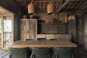 Sunset Beach Wood Villa