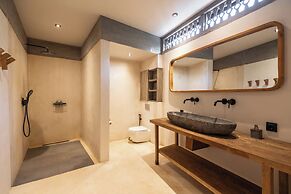 Sunset Beach Wood Villa