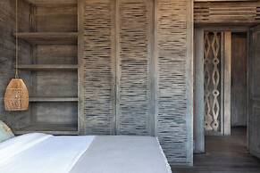 Sunset Beach Wood Villa