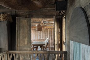 Sunset Beach Wood Villa