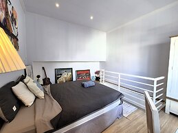 HoLo 61 Ben Thanh SaiGon