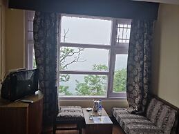 Goroomgo Amar Palace Shimla