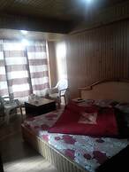 Goroomgo Amar Palace Shimla