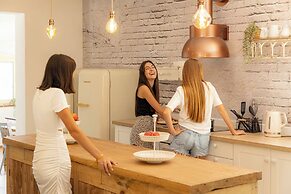 CORSICA HOSTEL PORTO VECCHIO