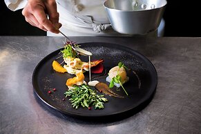 HOTEL NEUSCHLOSS OTARU