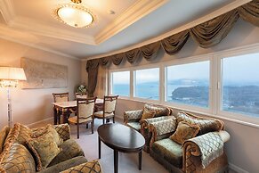 HOTEL NEUSCHLOSS OTARU