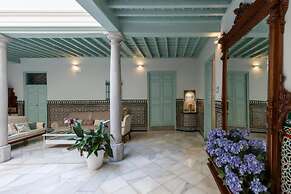 BIBO SUITES PALACIO CABRERA LILLO