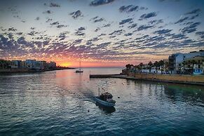 4. Sew View Luxury 2 Bedroom Apartment