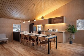 Foxwood F by H2 Life