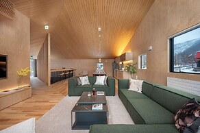 Foxwood F by H2 Life