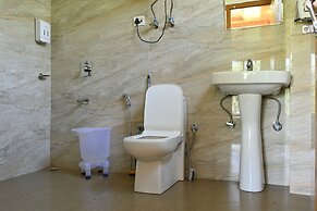 Cascade Mountain Retreat Manali